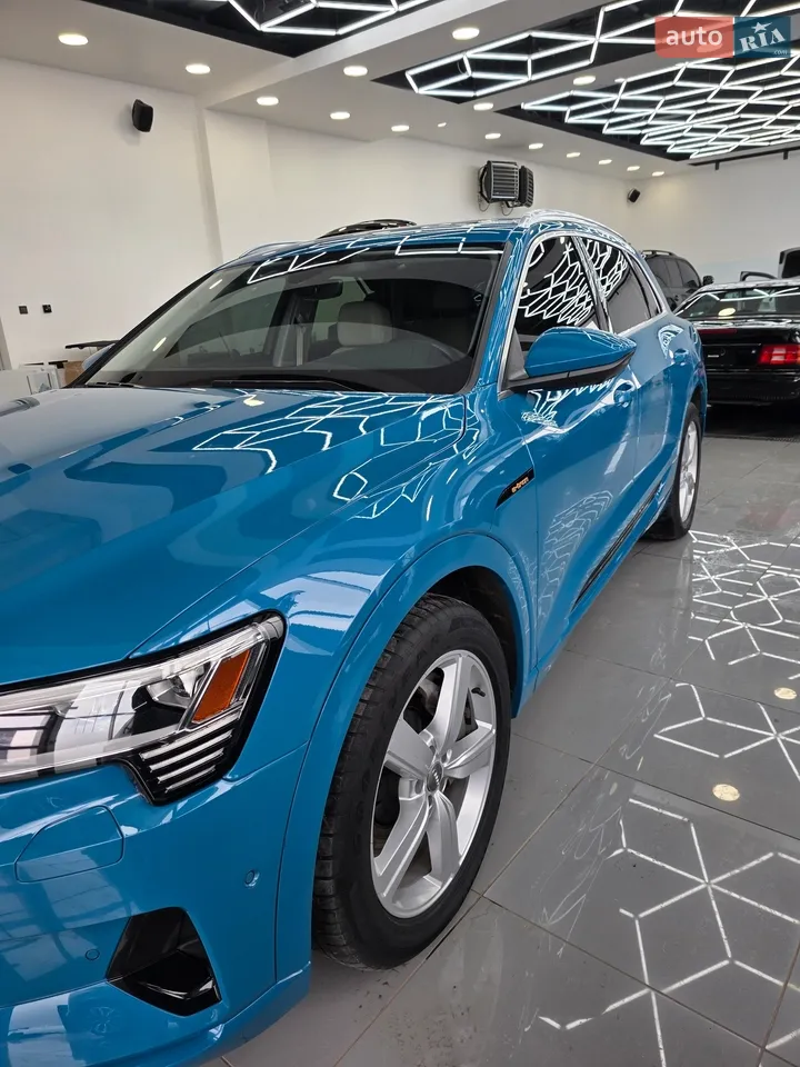 2019 Audi e-tron - мініатюра 24