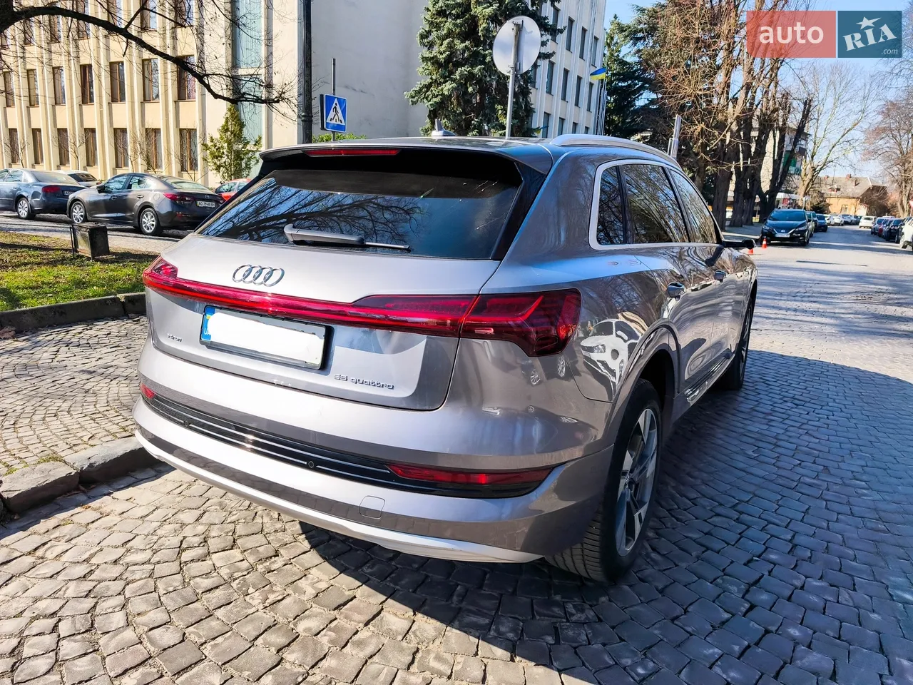 2019 Audi e-tron - мініатюра 39
