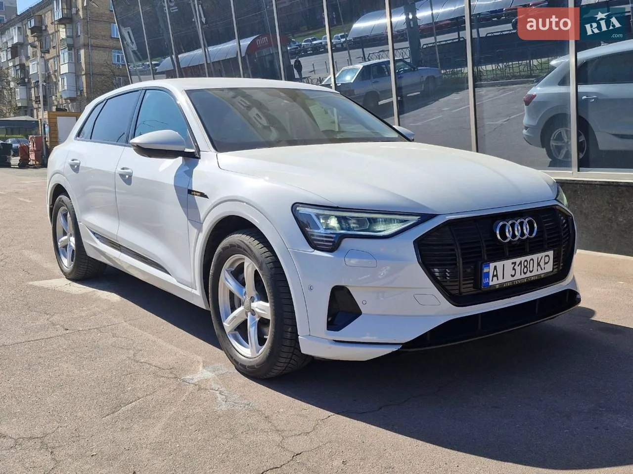 2020 Audi e-tron - мініатюра 37