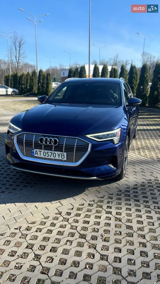 2020 Audi e-tron - мініатюра 13