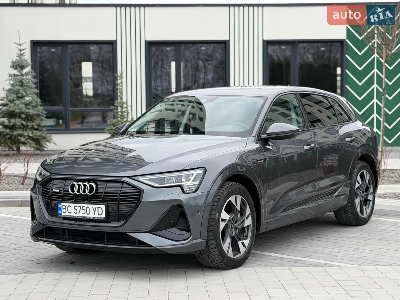 2021 Audi e-tron - мініатюра 25