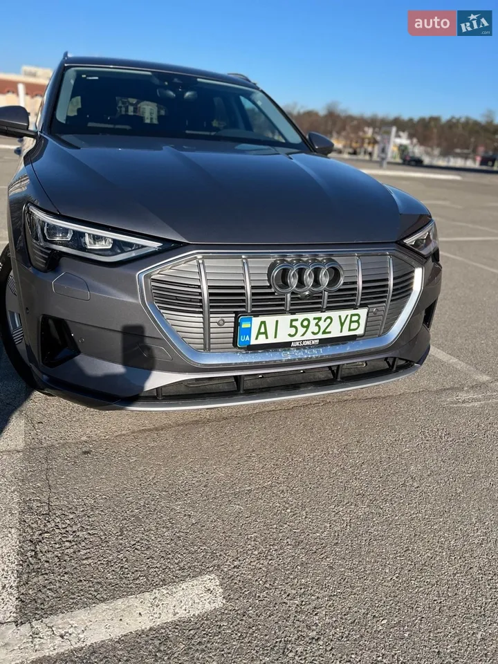 2020 Audi e-tron - мініатюра 32
