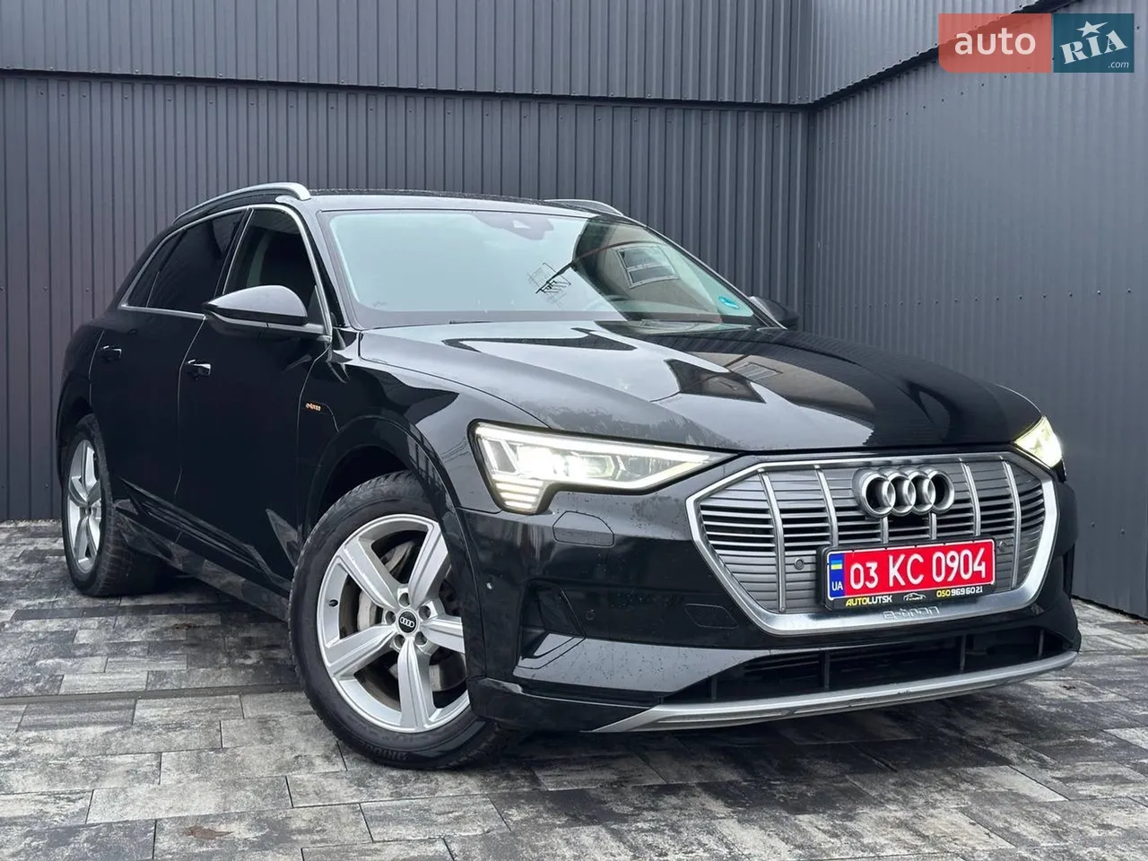 2020 Audi e-tron - мініатюра 39
