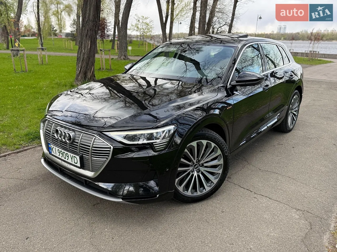 2021 Audi e-tron - мініатюра 39