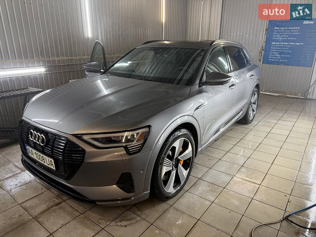 2021 Audi e-tron - мініатюра 30