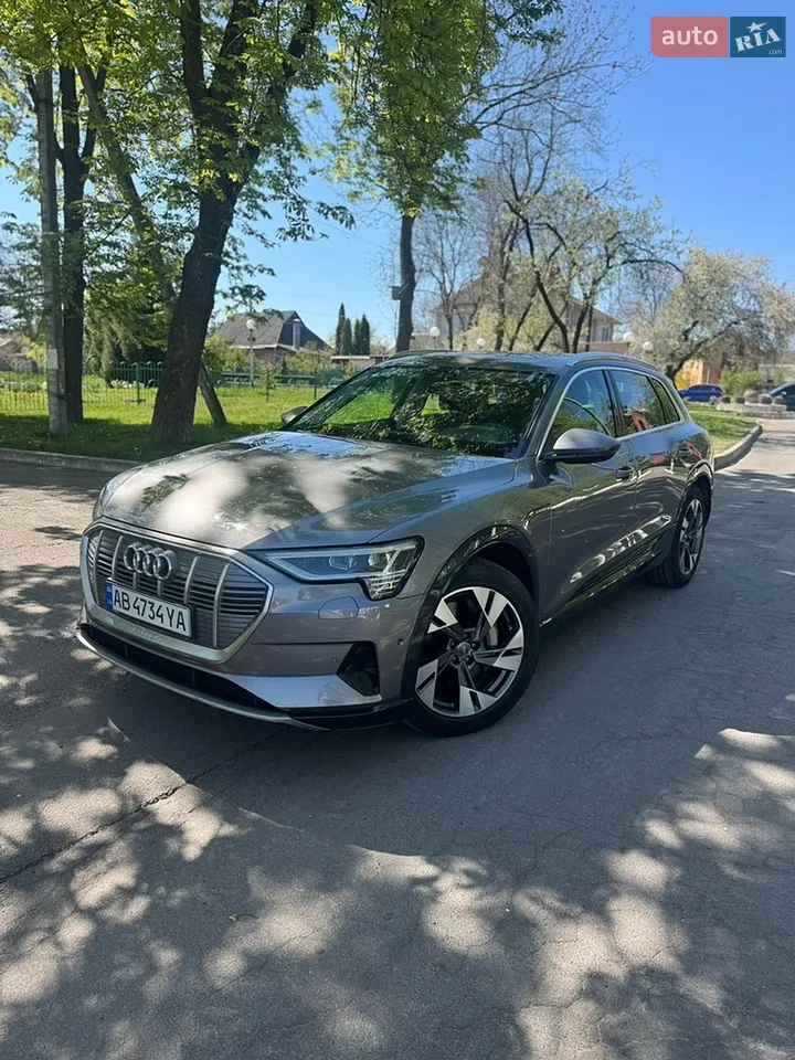 2020 Audi e-tron - мініатюра 33