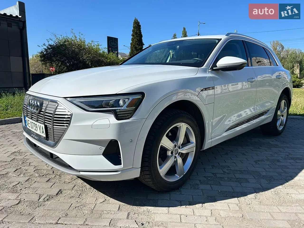 2019 Audi e-tron - мініатюра 38