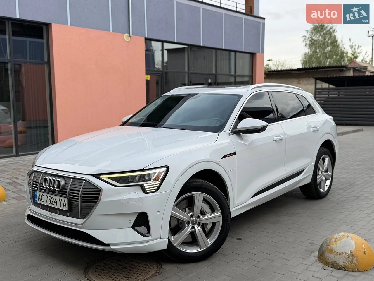 2019 Audi e-tron - мініатюра 114