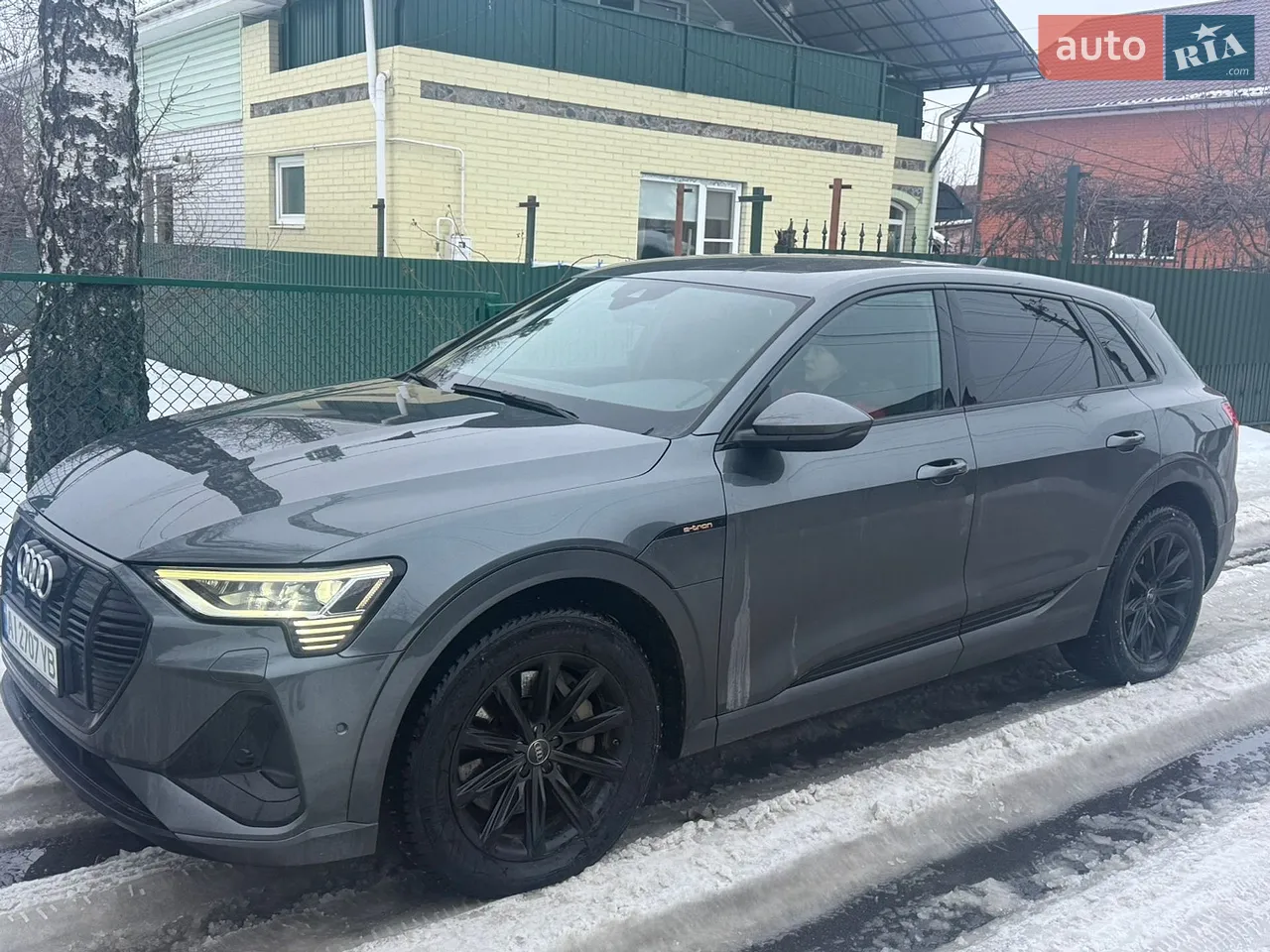 2021 Audi e-tron - мініатюра 34