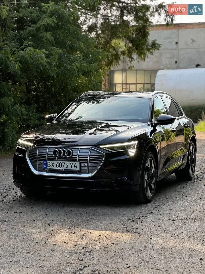 2021 Audi e-tron - мініатюра 30