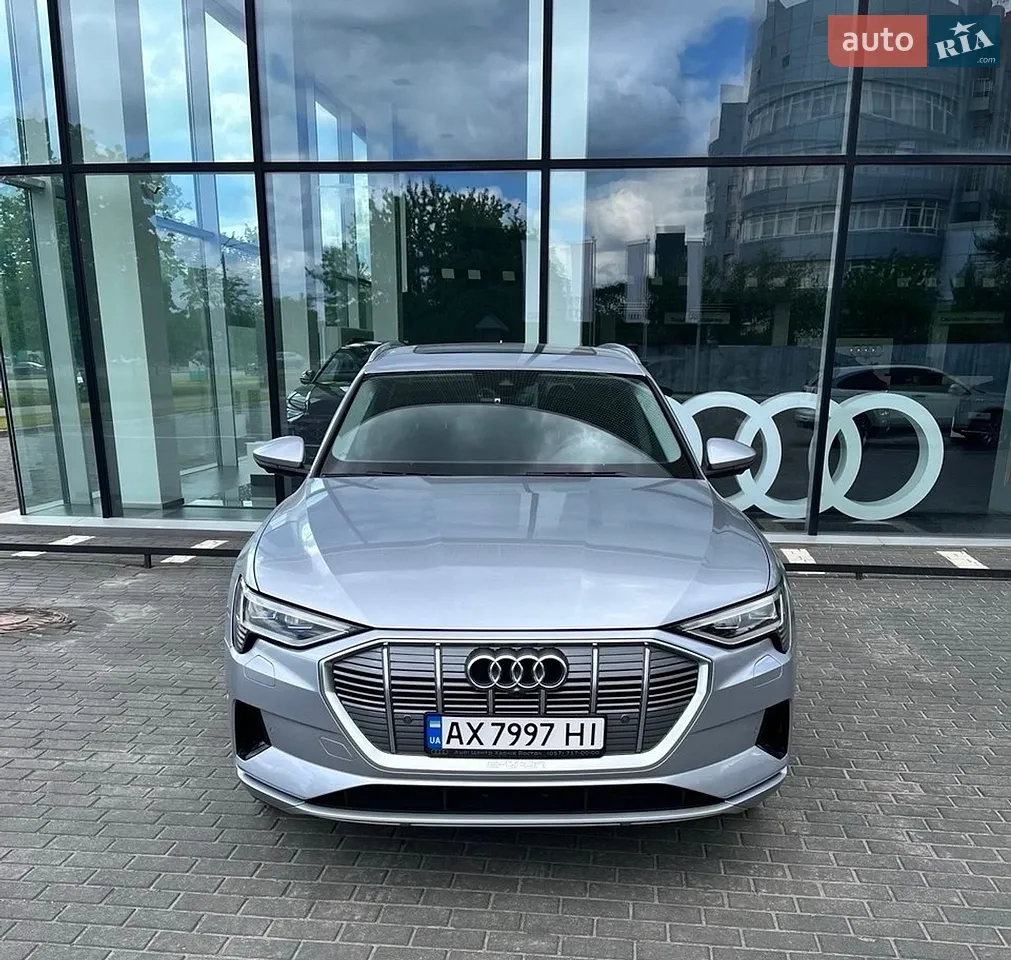 2019 Audi e-tron - мініатюра 21