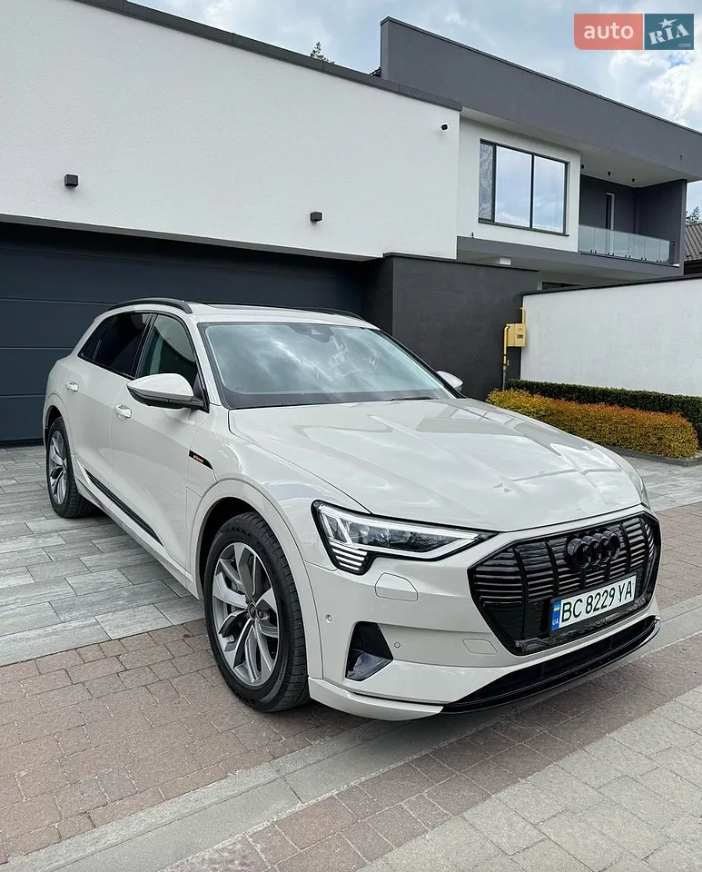 2020 Audi e-tron - мініатюра 26