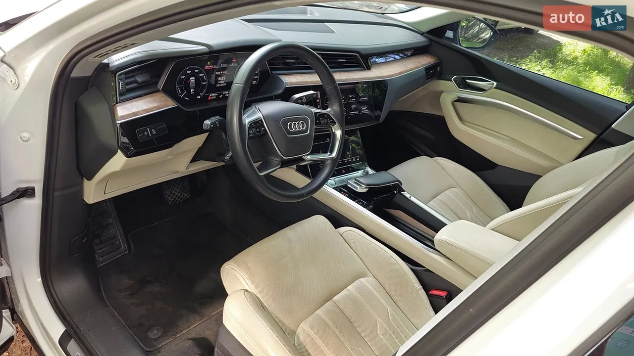 2019 Audi e-tron - мініатюра 33