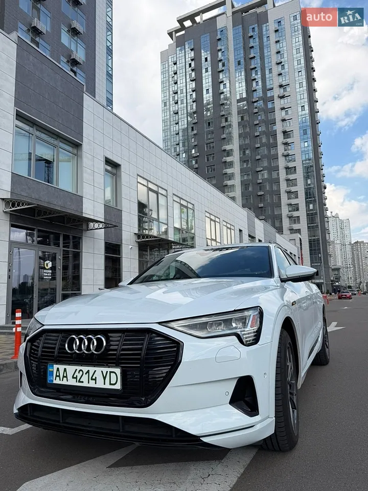 2021 Audi e-tron - мініатюра 27