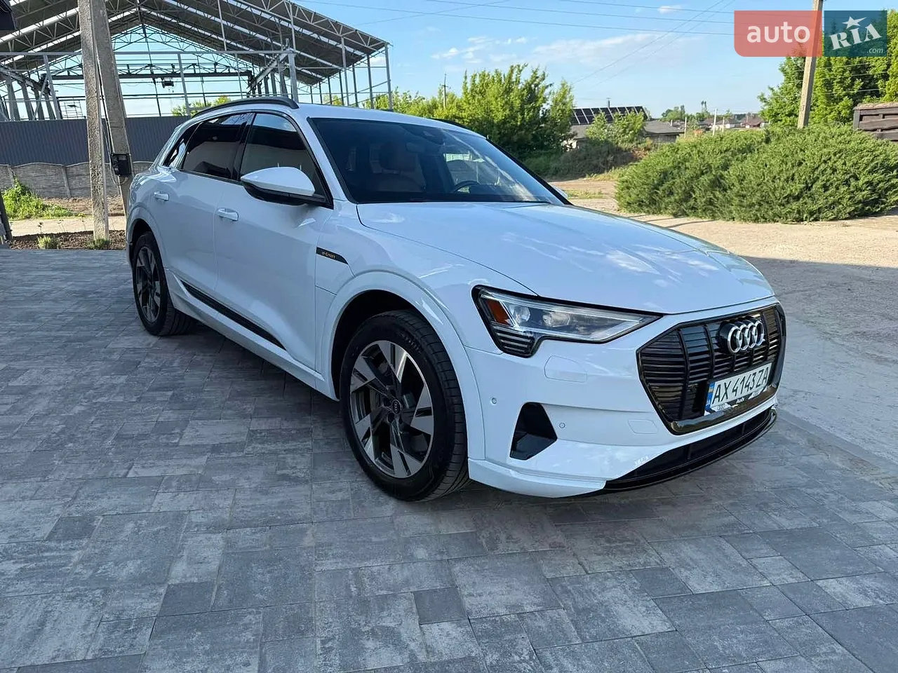 2020 Audi e-tron - мініатюра 24