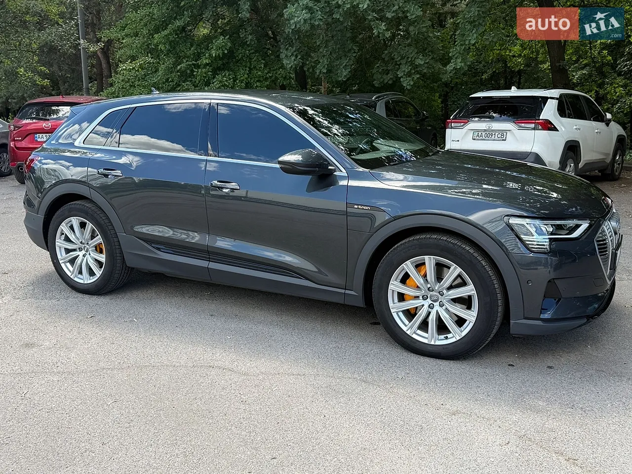2020 Audi e-tron - мініатюра 48