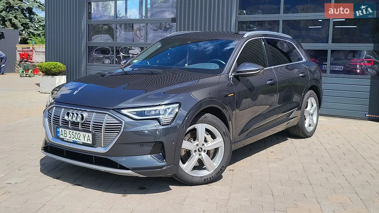 2021 Audi e-tron - мініатюра 28