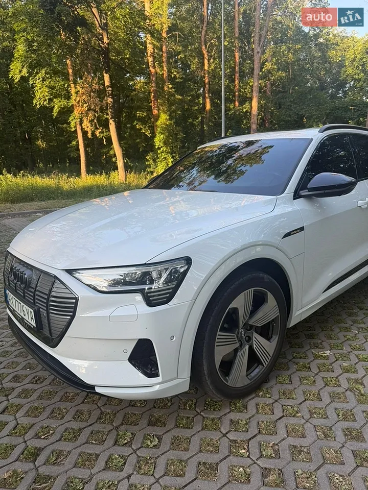 2019 Audi e-tron - мініатюра 26