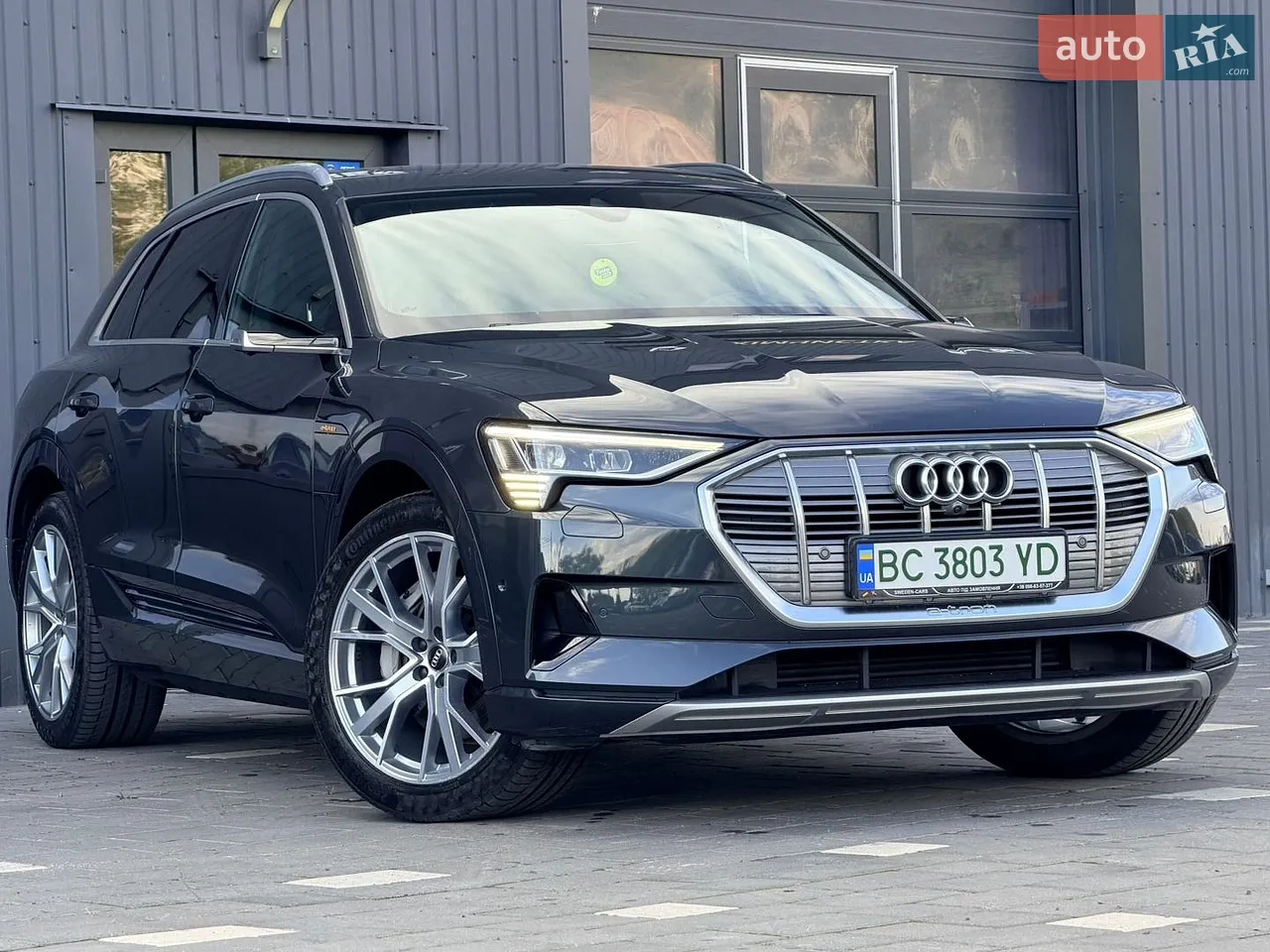 2020 Audi e-tron - мініатюра 31