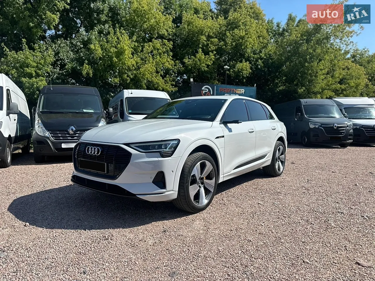 2019 Audi e-tron - мініатюра 52