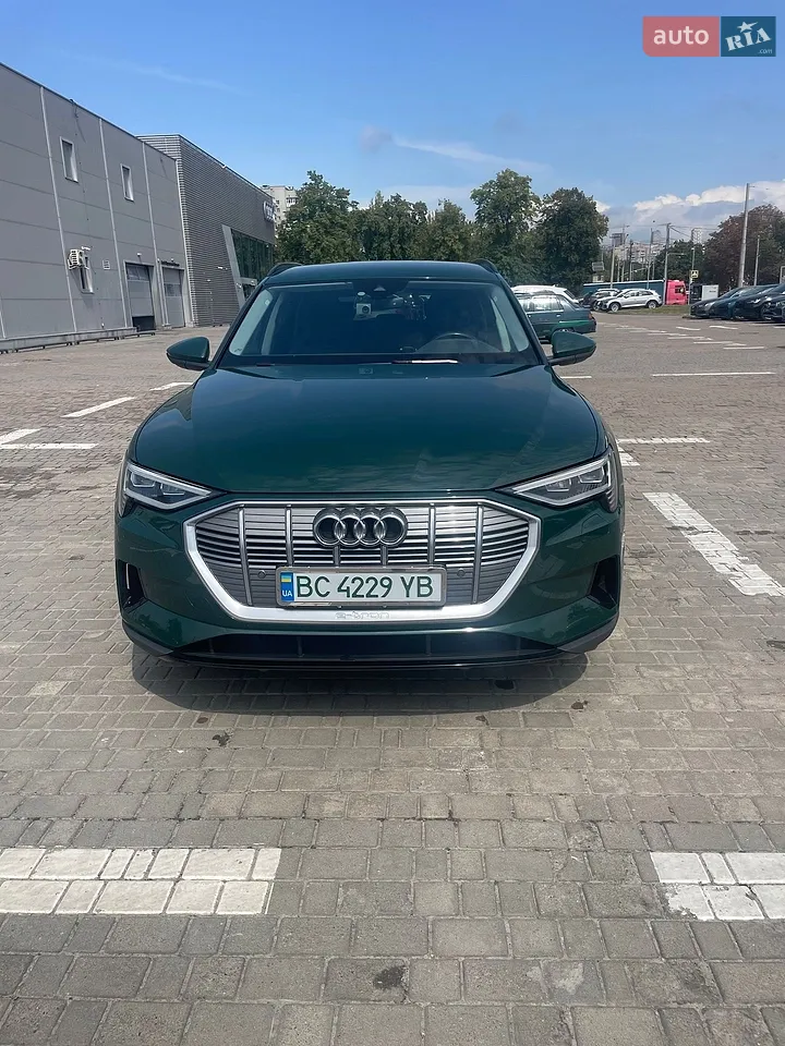 2022 Audi e-tron - мініатюра 9