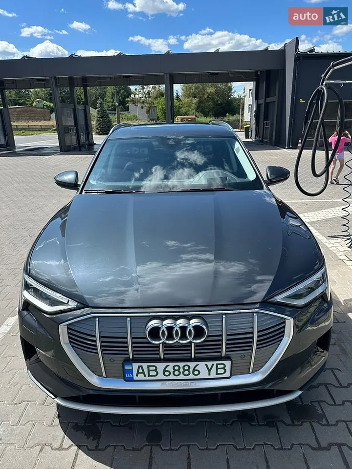 2019 Audi e-tron - мініатюра 25