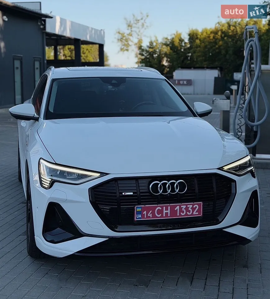 2021 Audi e-tron - мініатюра 32