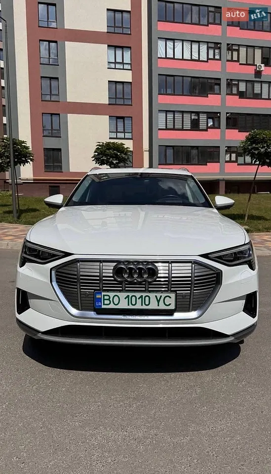 2020 Audi e-tron - мініатюра 16