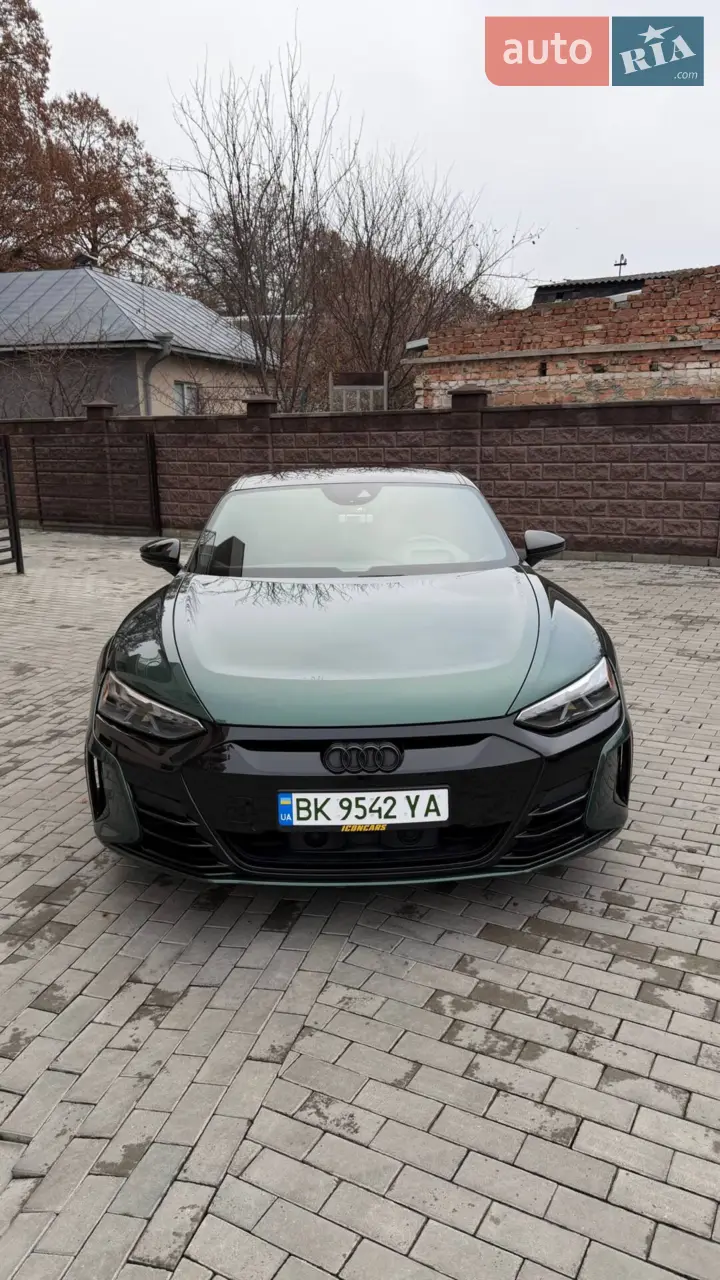 2021 Audi e-tron GT - мініатюра 17