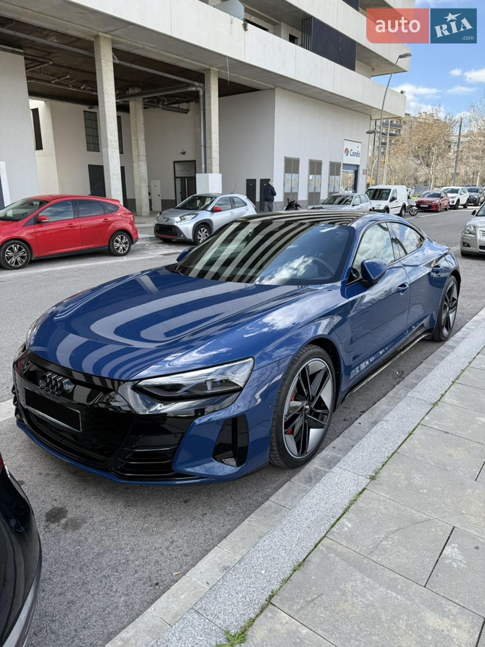 2021 Audi e-tron GT - мініатюра 26