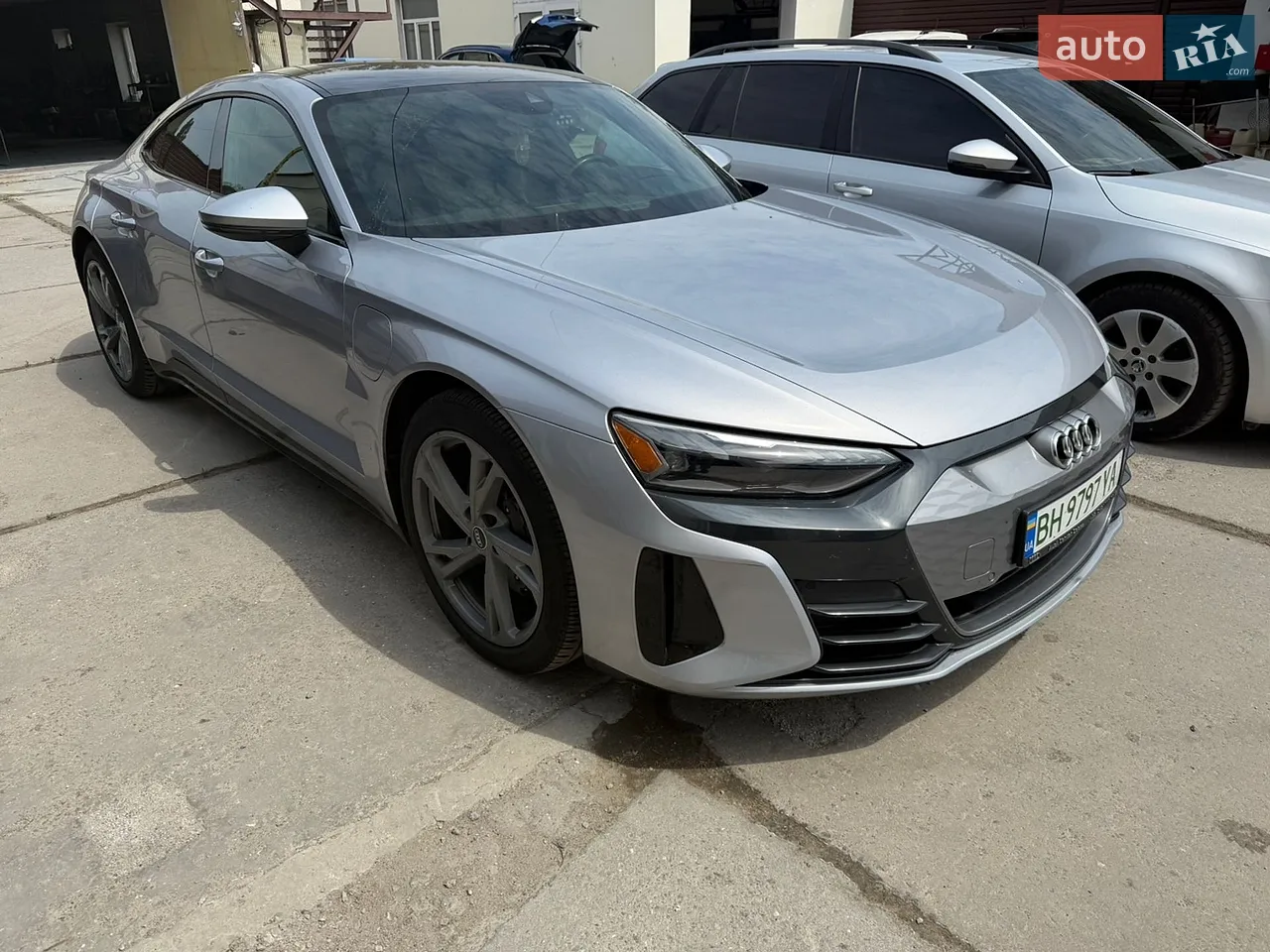 2022 Audi e-tron GT - мініатюра 12