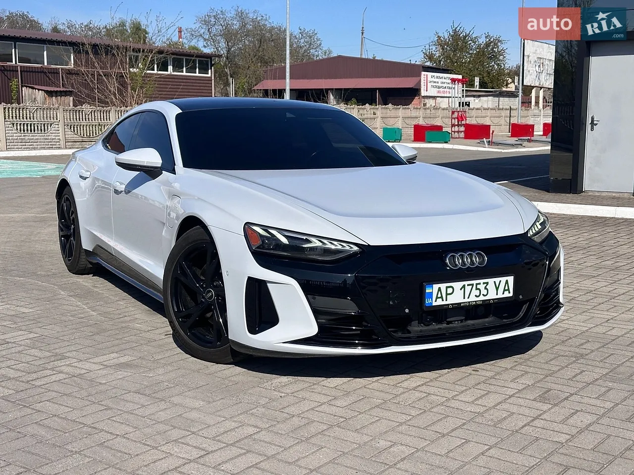 2021 Audi e-tron GT - мініатюра 36