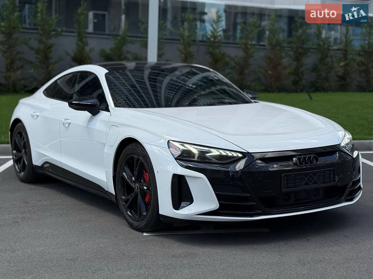 2022 Audi e-tron GT - мініатюра 35