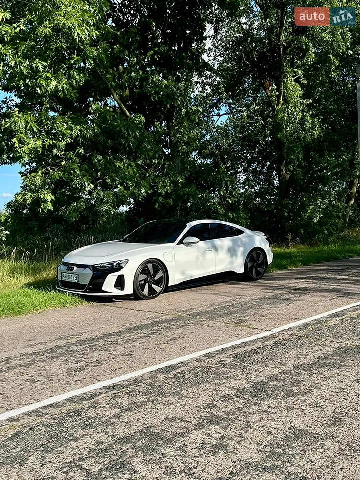 2021 Audi e-tron GT - мініатюра 30