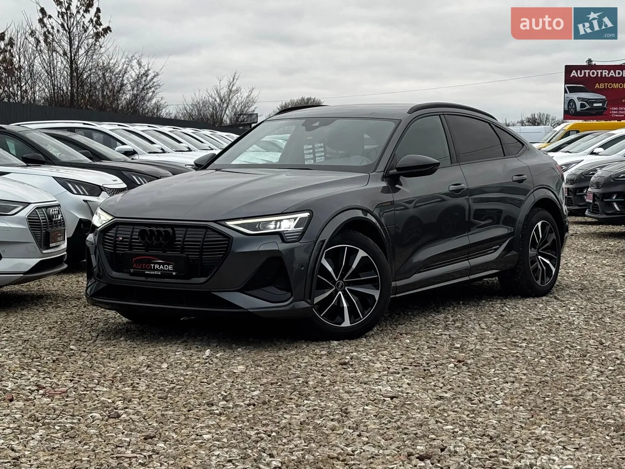 2021 Audi e-tron S - мініатюра 37