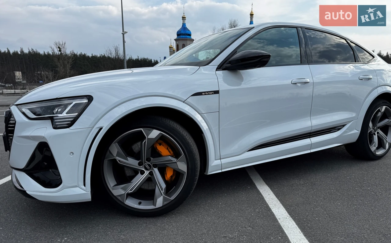 2021 Audi e-tron S Sportback - мініатюра 55