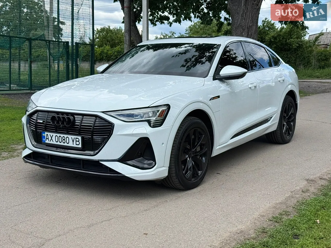 2020 Audi e-tron Sportback - мініатюра 26