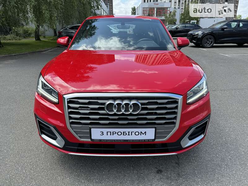 Позашляховик / Кросовер Audi Q2 2017 в Києві