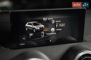 Внедорожник / Кроссовер Audi Q2 2022 в 