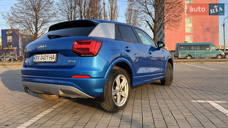 Внедорожник / Кроссовер Audi Q2 2017 в Хмельницком