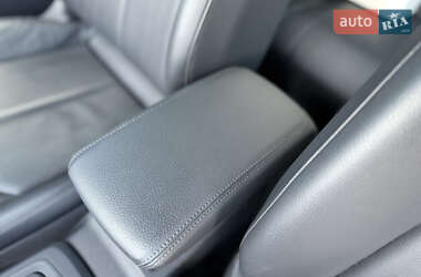 Позашляховик / Кросовер Audi Q2 2023 в 
