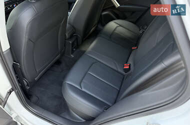 Позашляховик / Кросовер Audi Q2 2023 в 