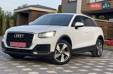 Внедорожник / Кроссовер Audi Q2 2017 в 