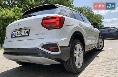 Внедорожник / Кроссовер Audi Q2 2023 в 