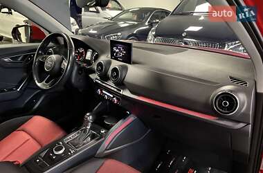 Внедорожник / Кроссовер Audi Q2 2018 в 