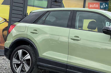 Внедорожник / Кроссовер Audi Q2 2020 в 