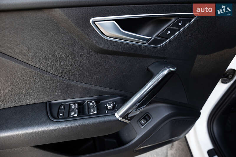 Позашляховик / Кросовер Audi Q2 2019 в Києві