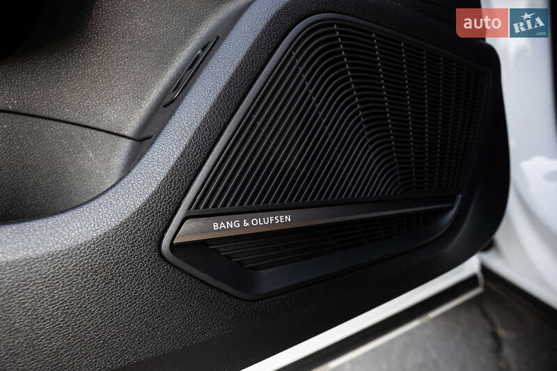 Позашляховик / Кросовер Audi Q2 2019 в Києві