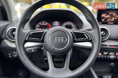 Внедорожник / Кроссовер Audi Q2 2023 в 