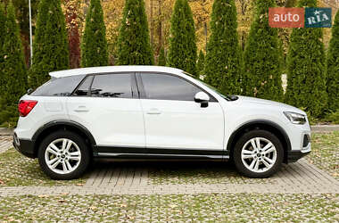 Внедорожник / Кроссовер Audi Q2 2023 в 